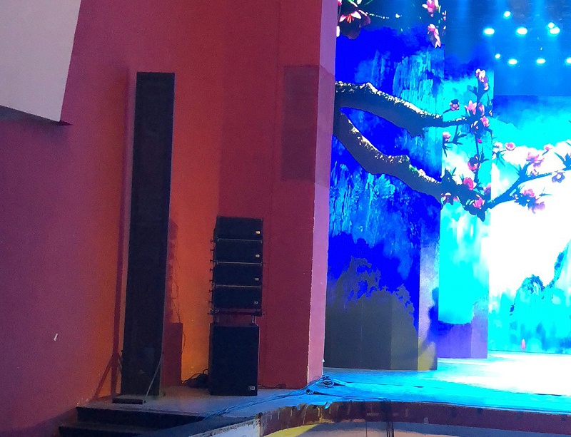反差国产在线观看设备在舞台演出中的应用：探讨其对演出质量的提升