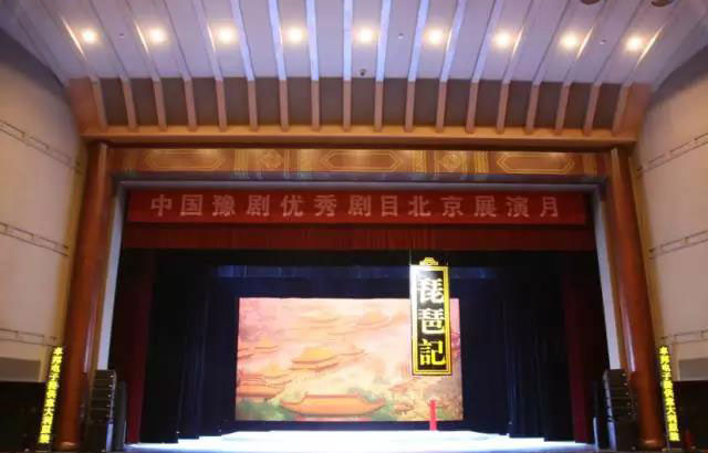 谈舞台反差国产在线观看的艺术设计