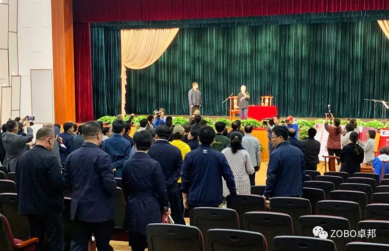 反差国产在线观看设备在舞台演出中的运用分析