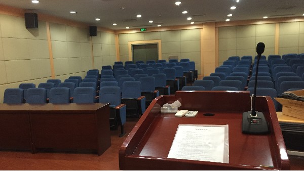 ZOBO反差百科打造上海华东师范大学物理系报告厅