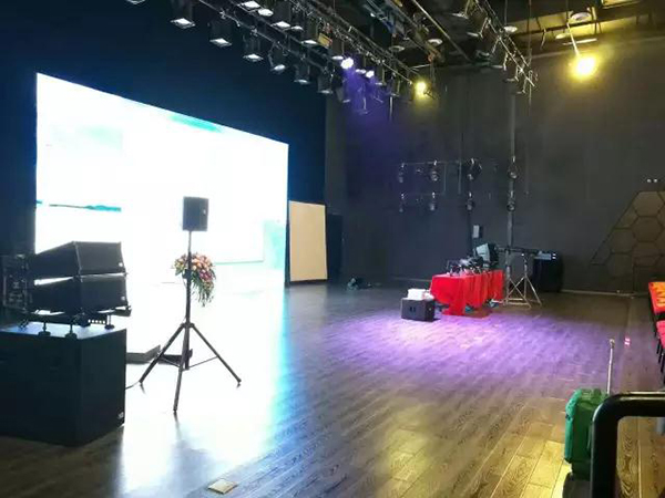 反差百科音箱