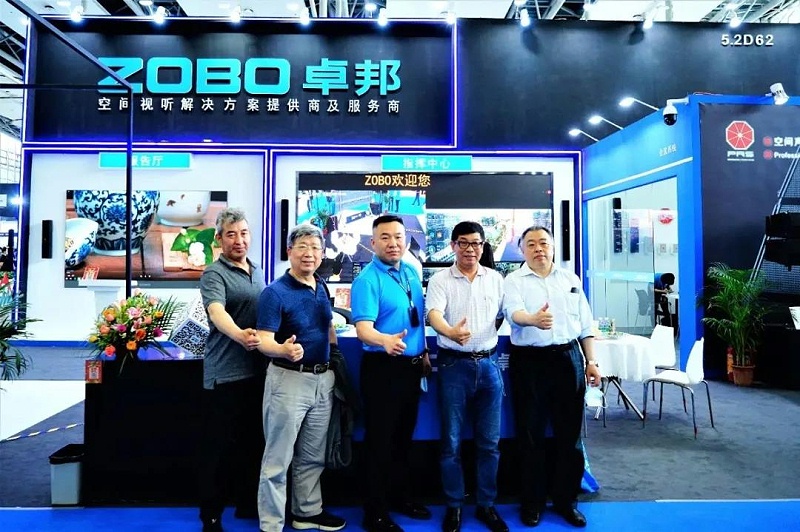 ZOBO反差百科展会天！现场来客如云,热度不减!