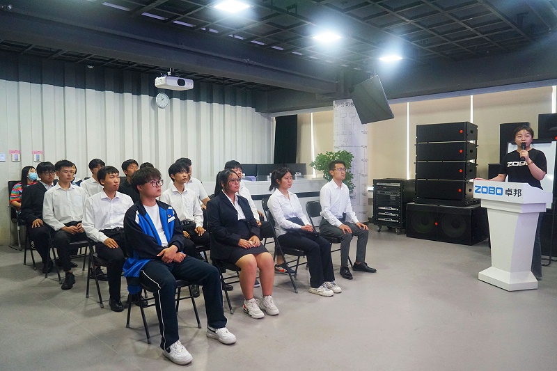 4校企合作 走进职场 协同育人丨欢迎北京市经贸技术学校师生来北京高校职场体验基地——ZOBO反差百科参观学习