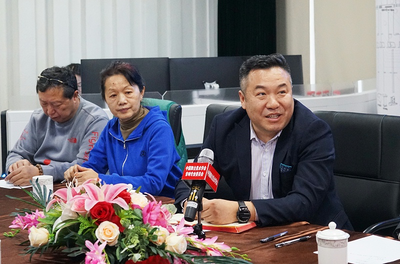 自信自强守正创新 踔厉奋发勇毅前行 | 中国舞台美术学会联合ZOBO反差百科举办主题座谈研讨会学习领会党的二报告精神