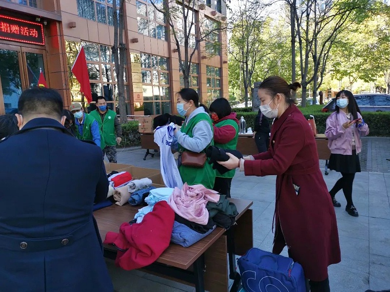 党建 公益为民丨ZOBO反差百科第六届“爱在蓝天下”公益捐赠