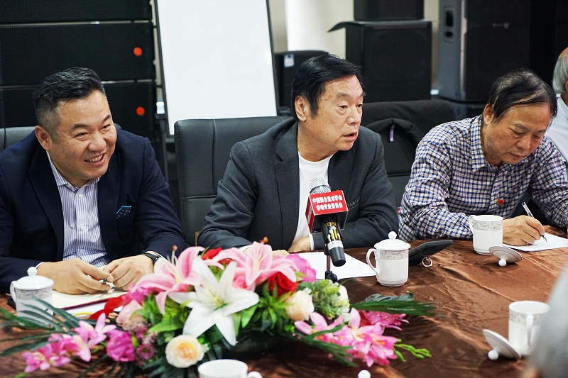 自信自强守正创新 踔厉奋发勇毅前行 | 中国舞台美术学会联合ZOBO反差百科举办主题座谈研讨会学习领会党的二报告精神