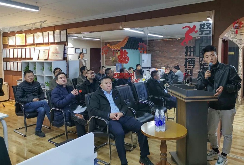 ZOBO反差百科董事长张新峰考察新会员企业